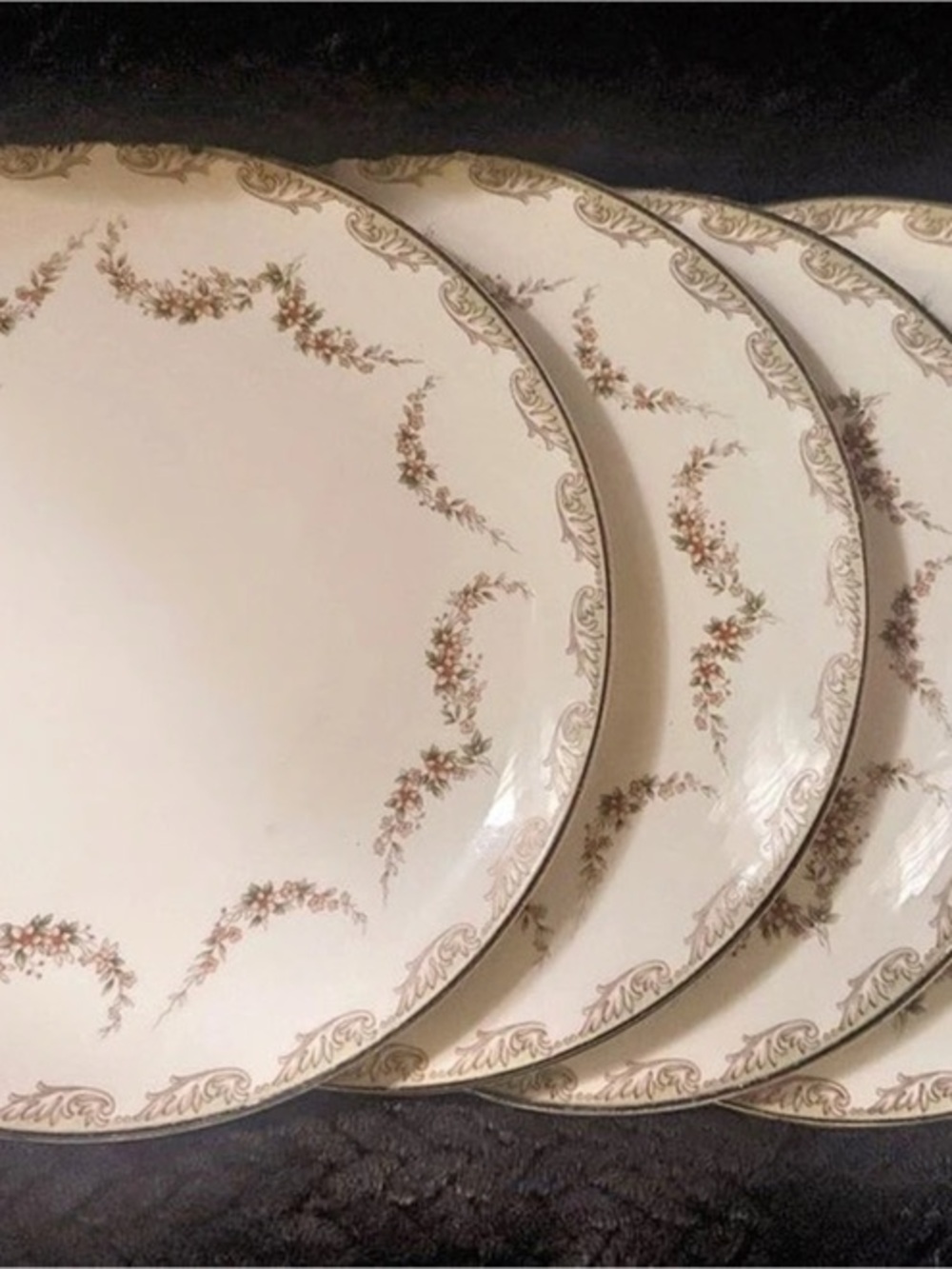 Noritake Denise Floral Dinner Plates White & Gold